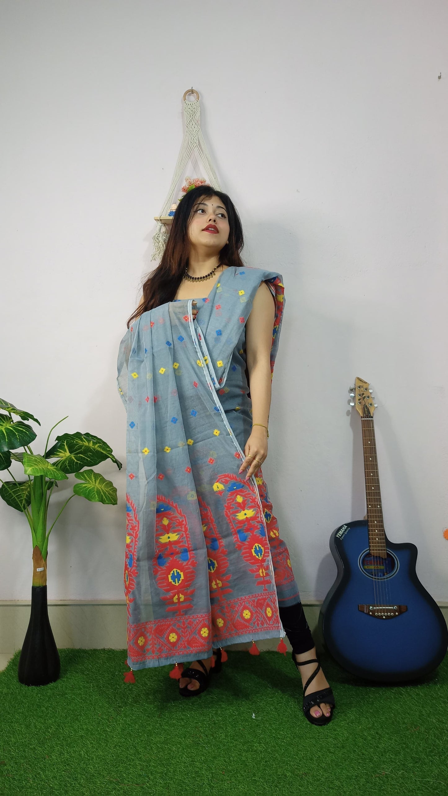 Graceful Weaves – Jamdani Cotton Suit