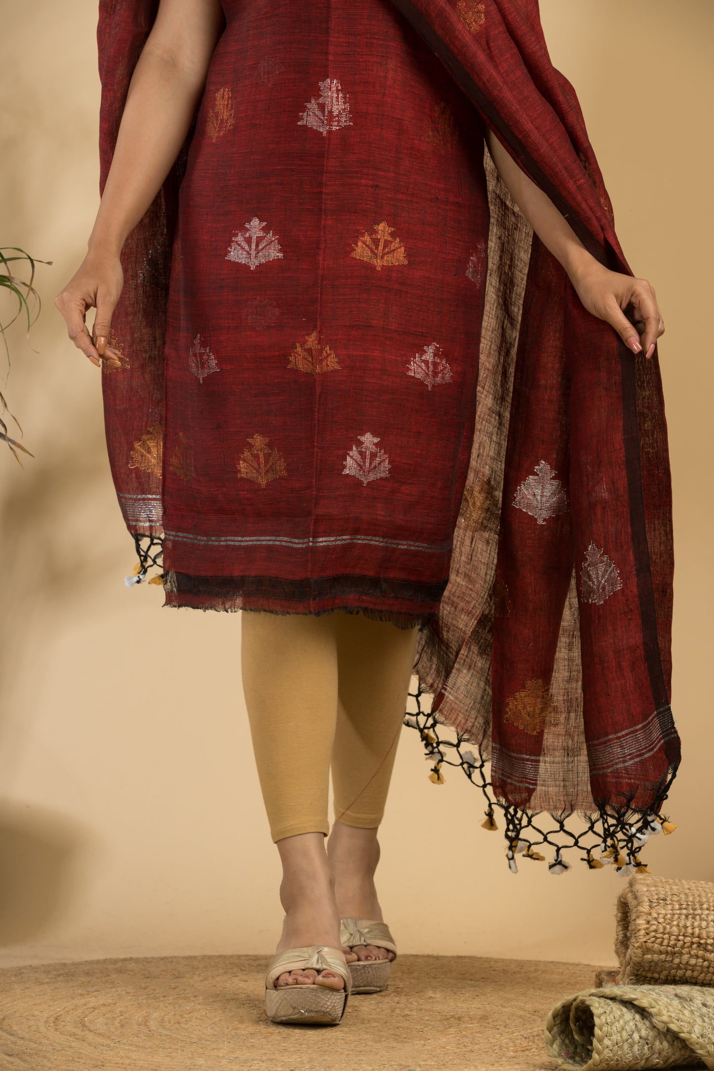 Maroon Pure Linen Jamdani Handwoven Suit with Tassel Dupatta