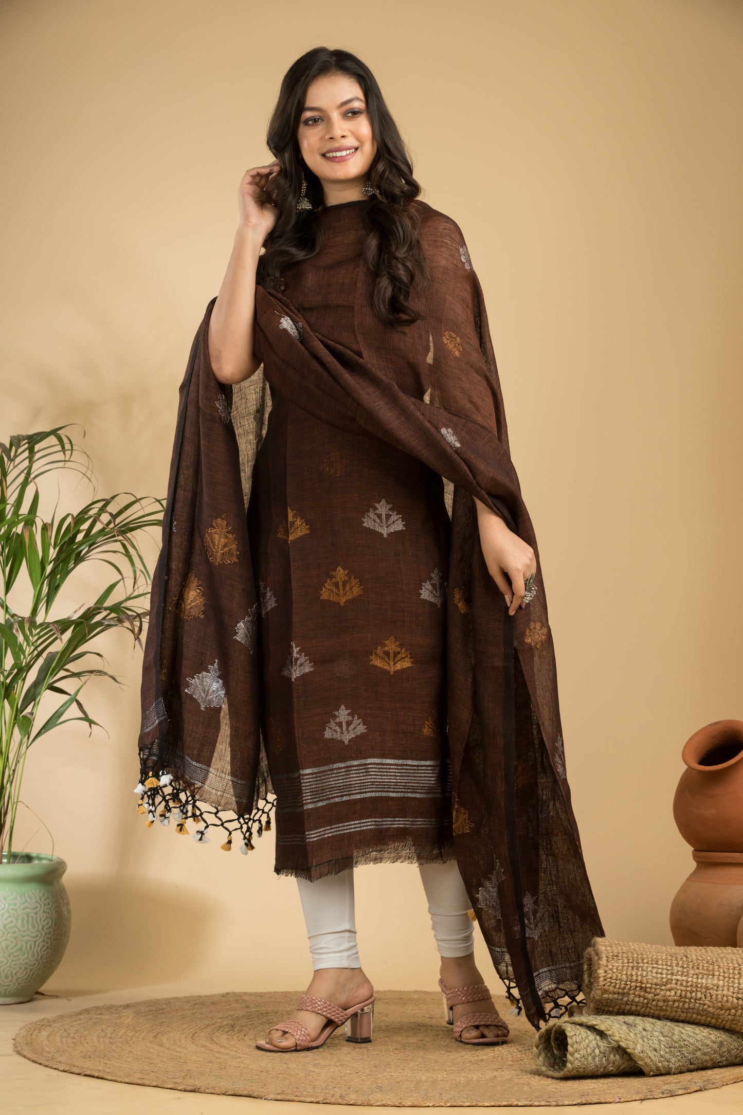 Pure Linen Jamdani Handwoven 2-Piece Suit with Tassel Dupatta