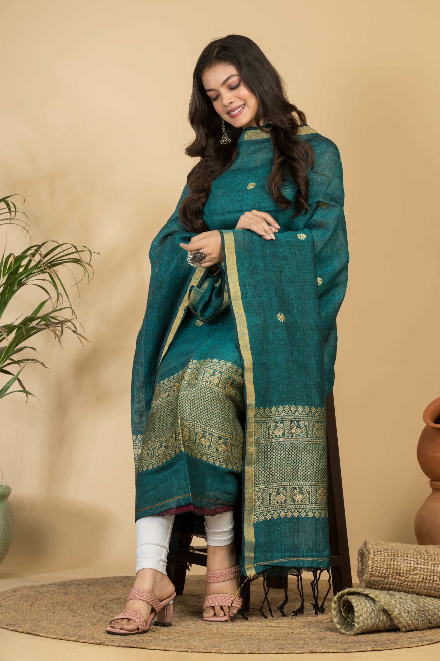 Pure Linen Jamdani Handwoven 2-Piece Suit with Tassel Dupatta