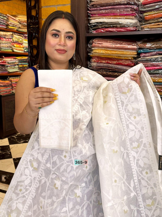 Eternal Elegance – White Jamdani Cotton Saree with Blouse