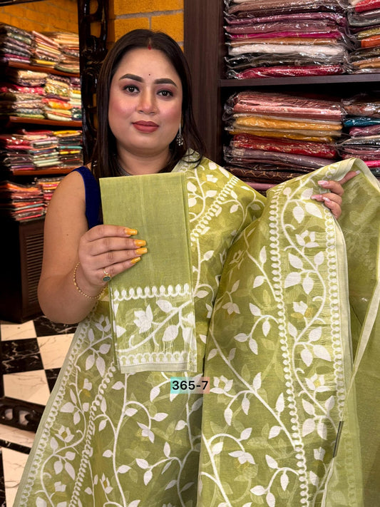 Earthy Elegance – Mehendi Green Jamdani Cotton Saree with Blouse