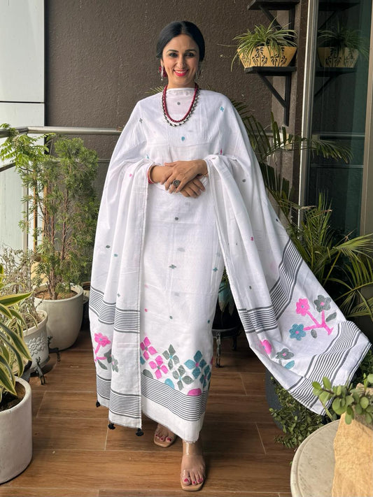 White Pure Tantuja Cotton Suit – 3m Top & 2.5m Dupatta (Unstitched)